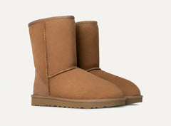 UGG W CLASSIC SHORT 11 / W / 1016223