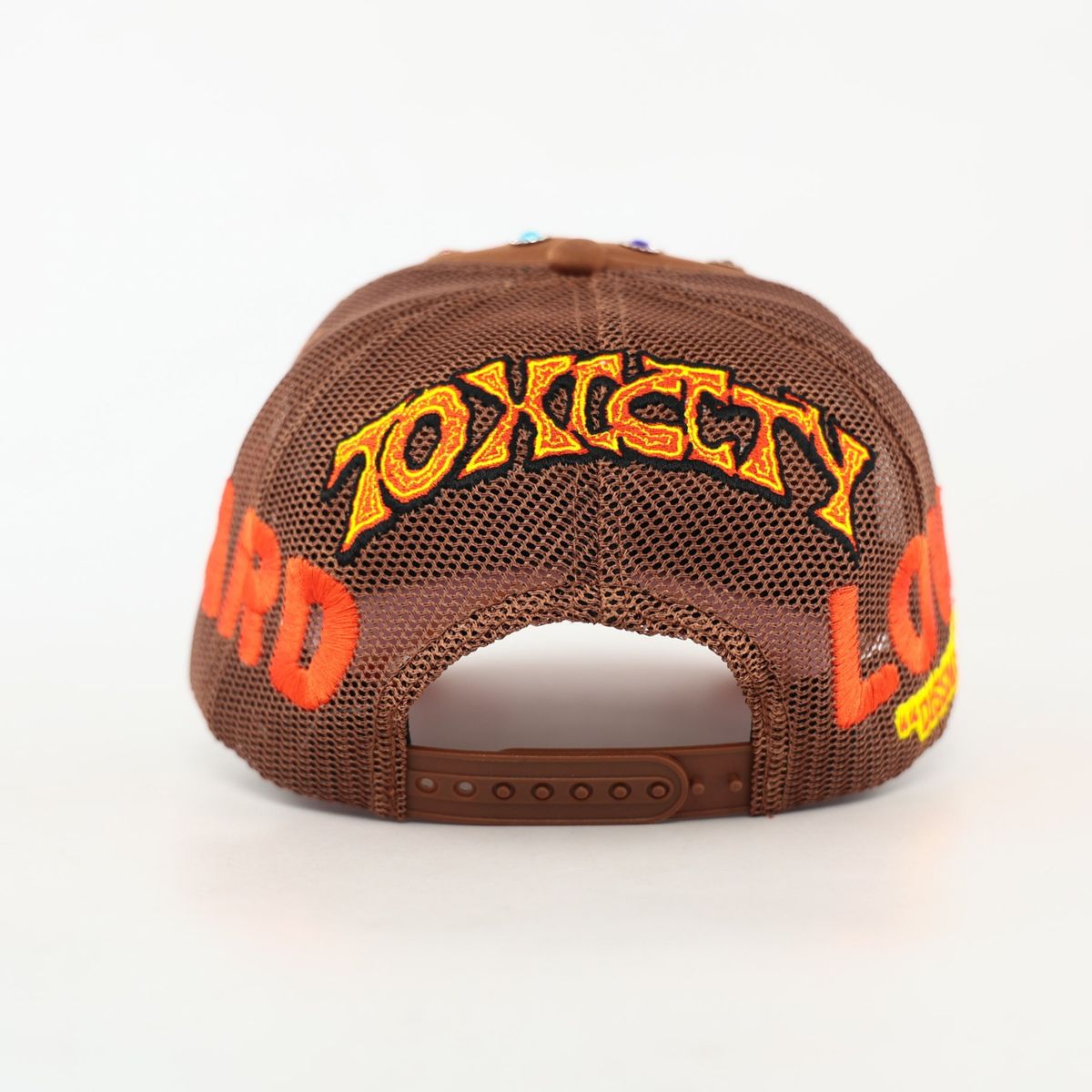 LOVE HARD TRUCKER HAT  (TD001-900-LOVEHARD)