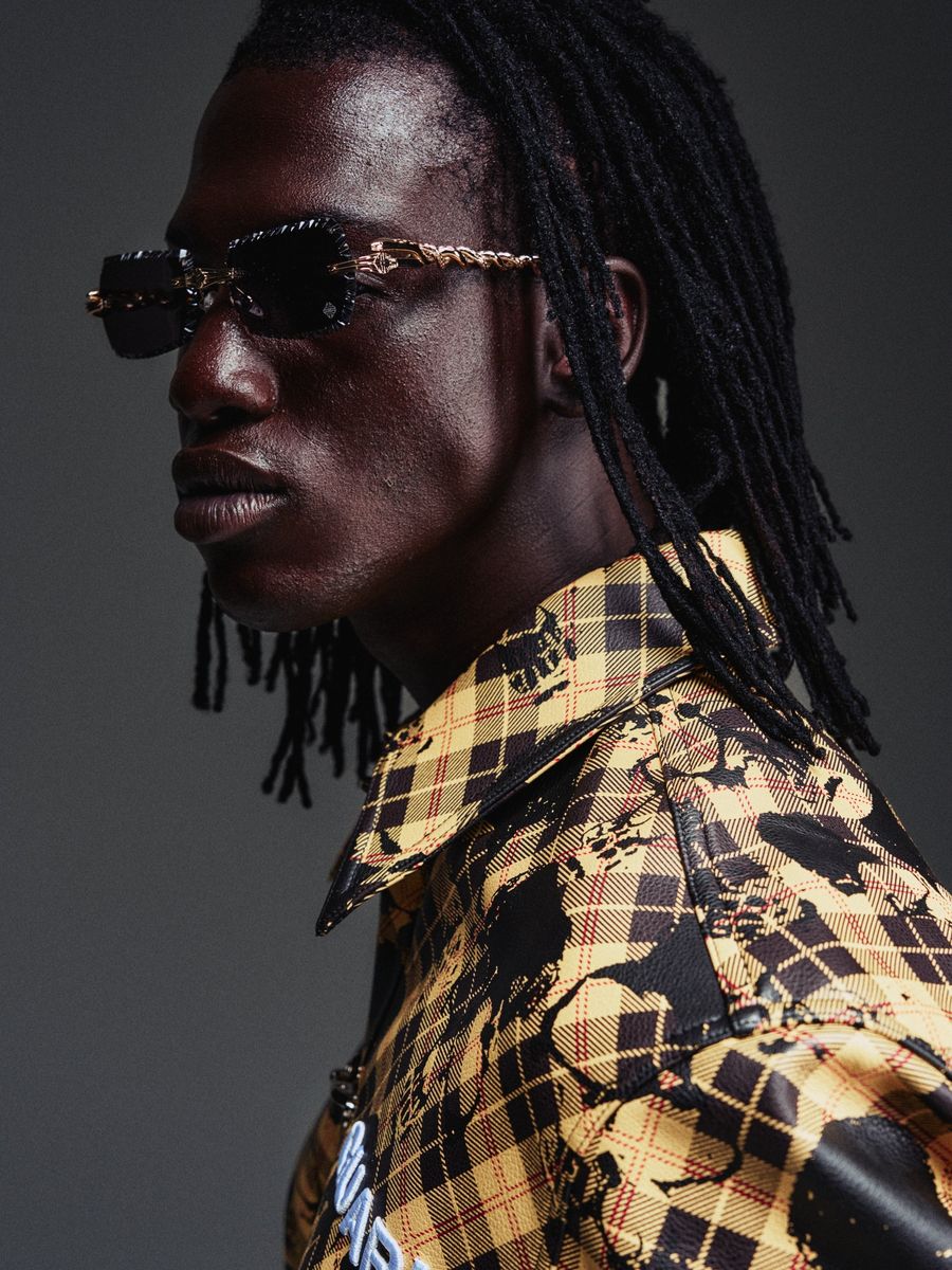 GUAPI Obsidian Black Serpent Glasses