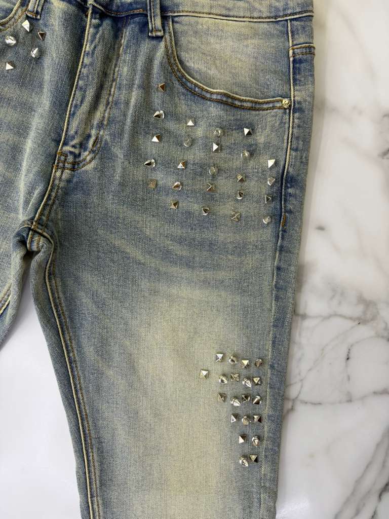 KDNK PANTS KND4942-BLACK STUD SPIKE JEANS